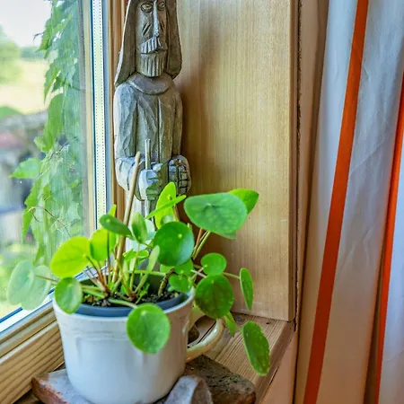 Eco-friendly With A Garden By The River * Aulosen